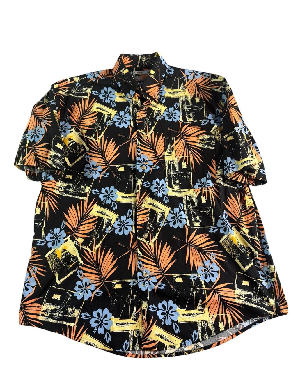 Crossings Mens Medium Hawaiian Shirt Camera Hibiscus Palm 100% Cotton Aloha